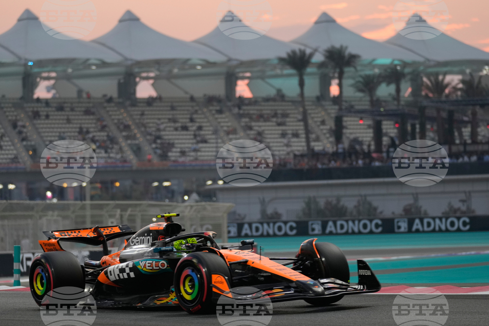 Abu Dhabi F1 GP Auto Racing