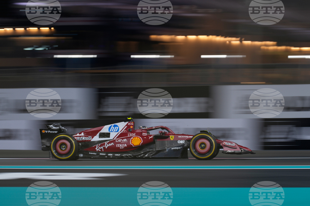 Abu Dhabi F1 GP Auto Racing
