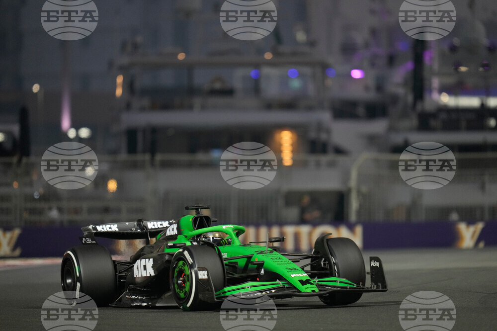 Abu Dhabi F1 GP Auto Racing