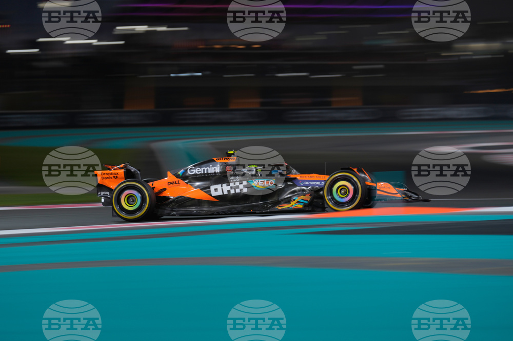 Abu Dhabi F1 GP Auto Racing
