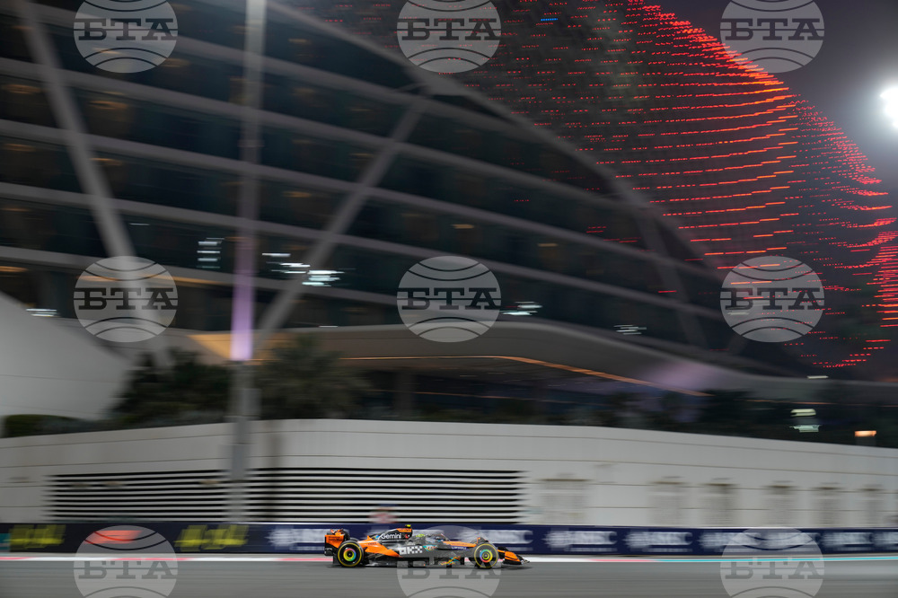 Abu Dhabi F1 GP Auto Racing