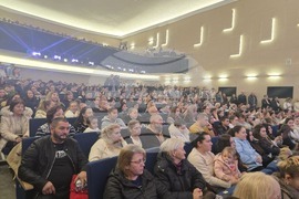 Петрич - 77-години средно училище „Никола Вапцаров“