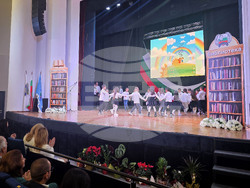 Петрич - 77-години средно училище „Никола Вапцаров“