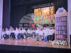 Петрич - 77-години средно училище „Никола Вапцаров“