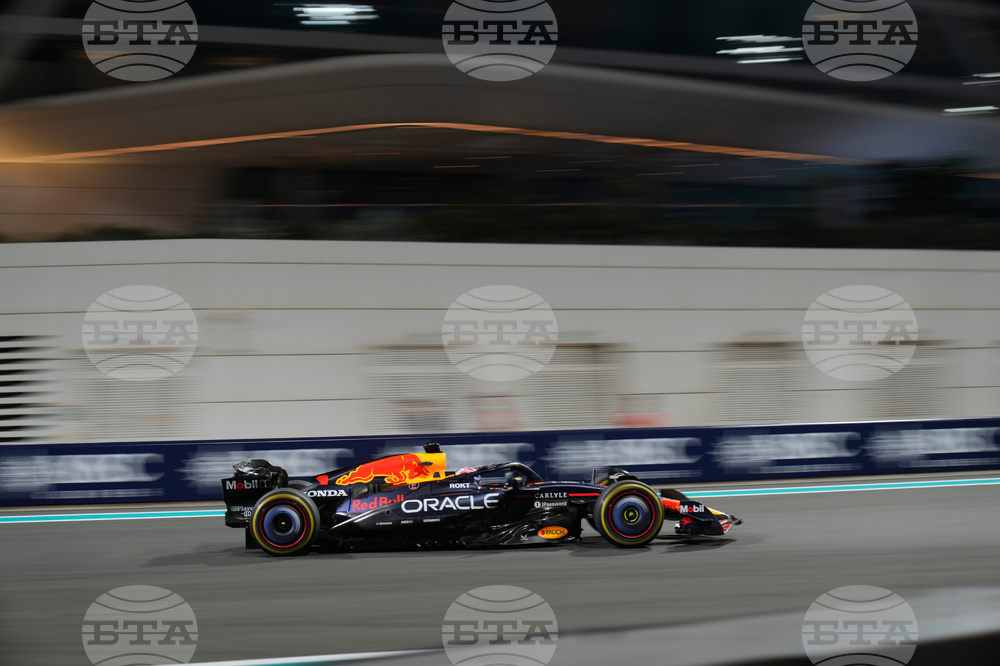 Abu Dhabi F1 GP Auto Racing