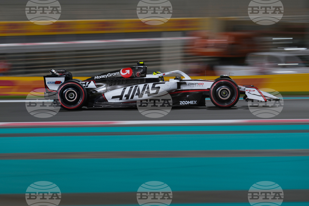Abu Dhabi F1 GP Auto Racing