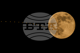 APTOPIX Missouri Supermoon