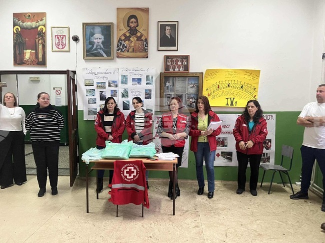 Босилеградският Червен кръст отбеляза Международния ден на доброволеца с ученици и учители