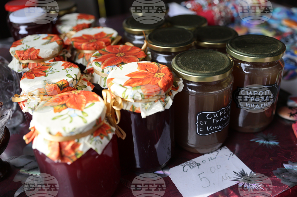 Благоевград - храм „Свети Николай“ - празник - подготовка