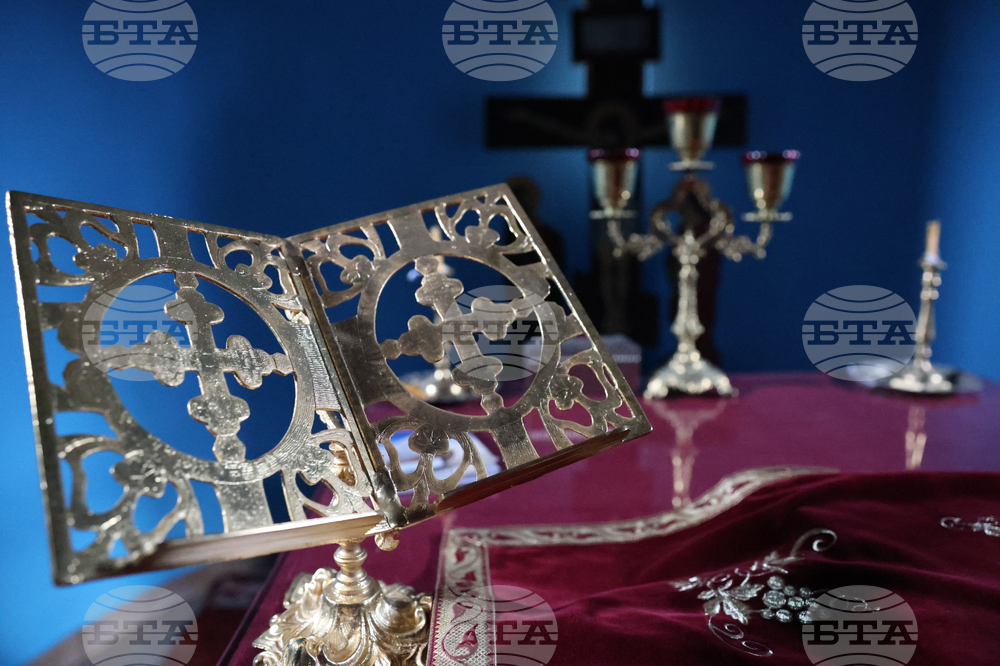 Благоевград - храм „Свети Николай“ - празник - подготовка