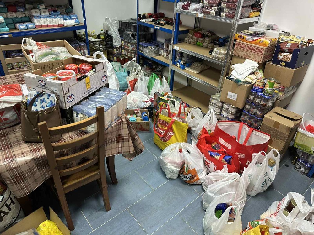 Община Стара Загора: Засилен интерес към първата инициатива на Младите омбудсмани – благотворителната кампания „Подай ръка“