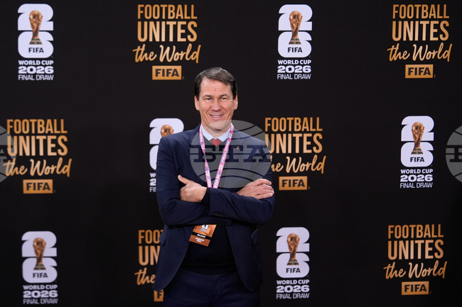 Белгийската федерация се разграничи от селекционера Руди Гарсия за уволнението на треньора на Клуб Брюж