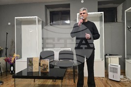 Свищов - Колю Фичето - книги - представяне