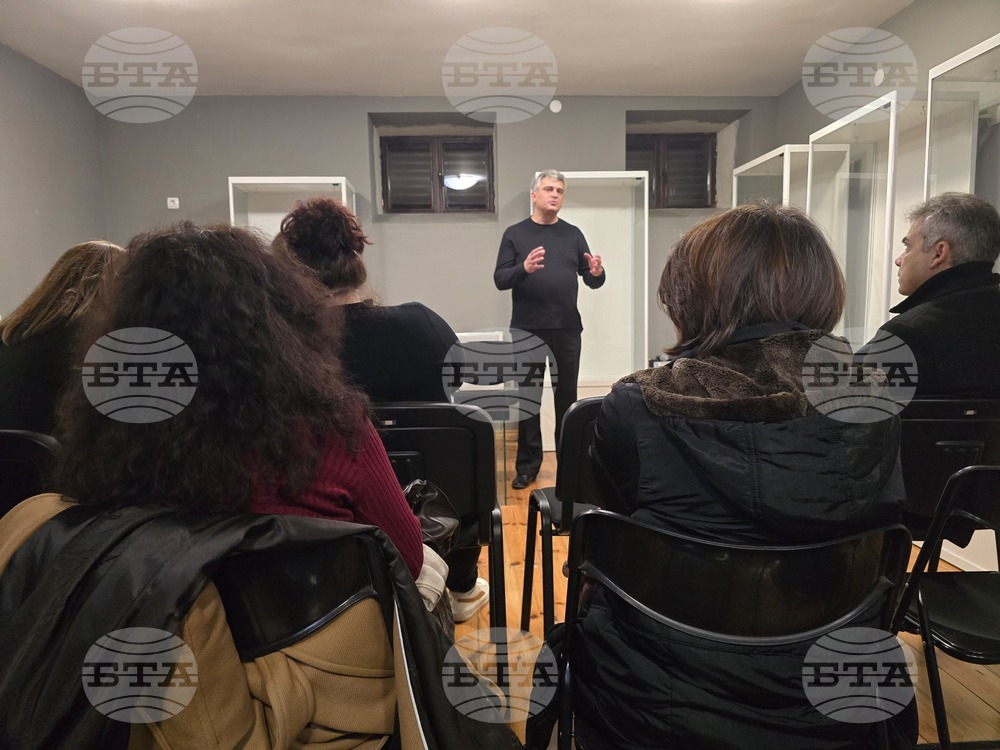 Свищов - Колю Фичето - книги - представяне