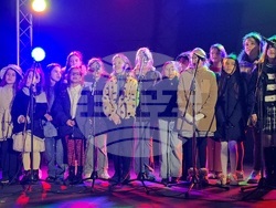 Ловеч - коледна елха - празнични светлини