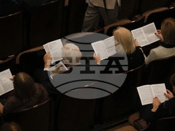 Зала "България" - албум "Моцарт - Стоянова" - представяне