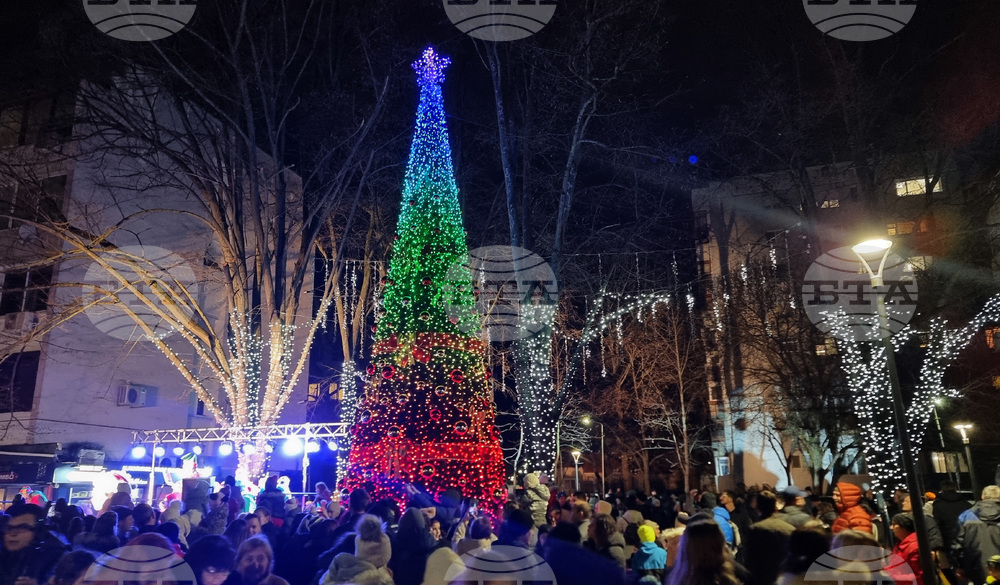 Добрич - коледна украса