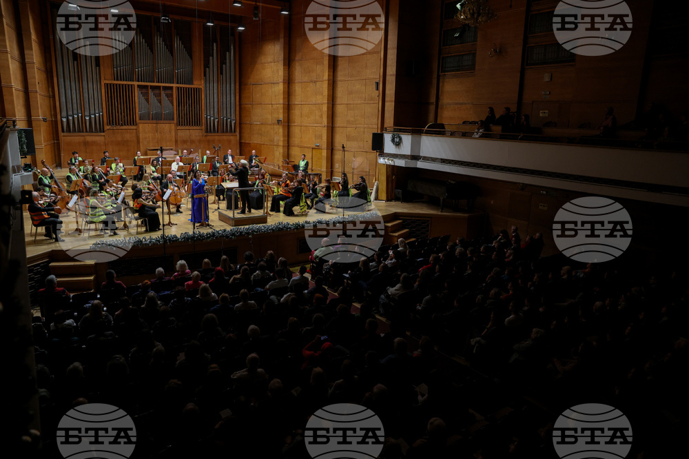 Зала "България" - албум "Моцарт - Стоянова" - представяне