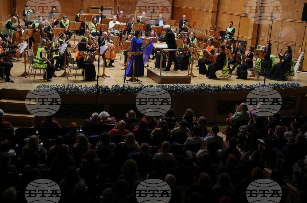 Зала "България" - албум "Моцарт - Стоянова" - представяне