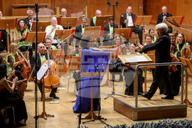 Зала "България" - албум "Моцарт - Стоянова" - представяне