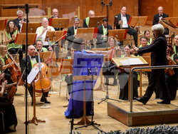 Зала "България" - албум "Моцарт - Стоянова" - представяне