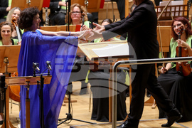 Зала "България" - албум "Моцарт - Стоянова" - представяне