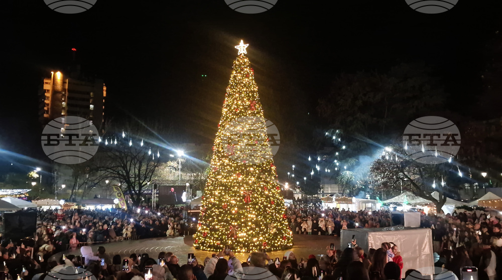 С концерт и светлинно шоу Пазарджик ще посрещне новата година на площада в града 