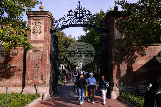 Harvard Professor Arrested