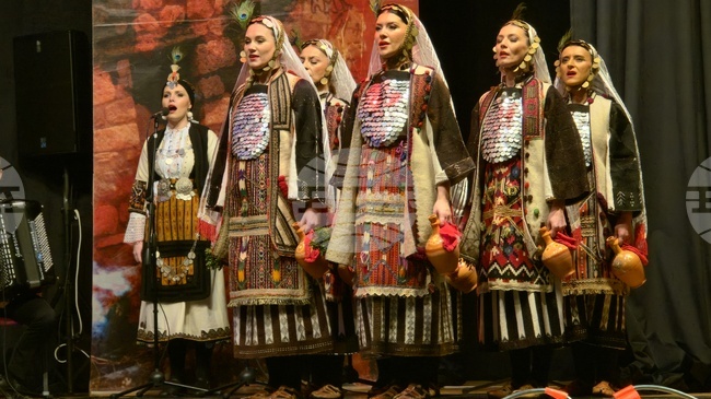 Националният ансамбъл за народни игри и песни на Република Северна Македония „Танец“ изнесе коледен концерт в Гоце Делчев