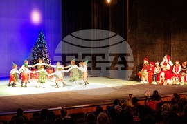 Кърджали - Коледна елха - празнични светлини