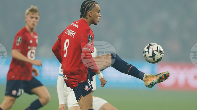 От националния отбор на Алжир са се свързали с брата на Килиан Мбапе Етан