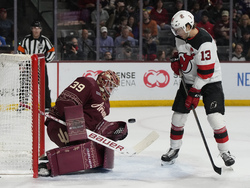Devils Coyotes Hockey