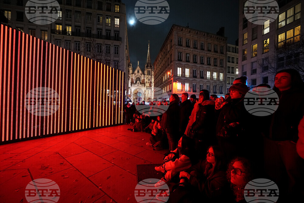France Daily Life Holiday Lights