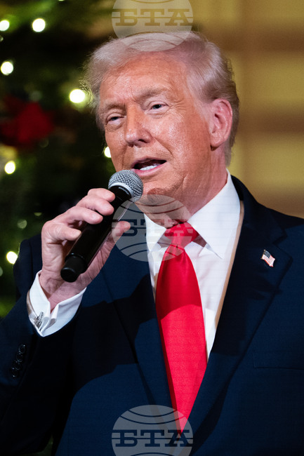 Тръмп е домакин на церемонията по връчването на наградите на център „Кенеди“ за 2025 г