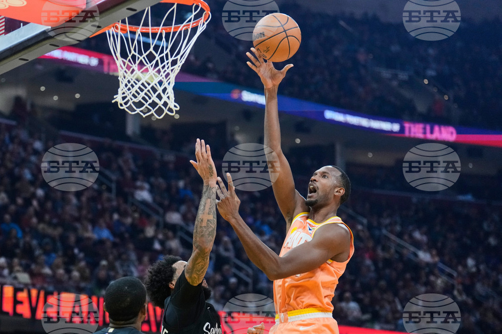 Spurs Cavaliers Basketball