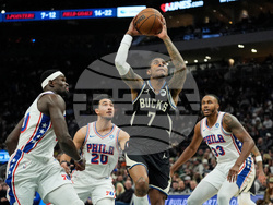 76ers Bucks Basketball