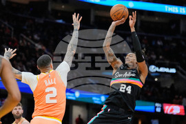 Spurs Cavaliers Basketball