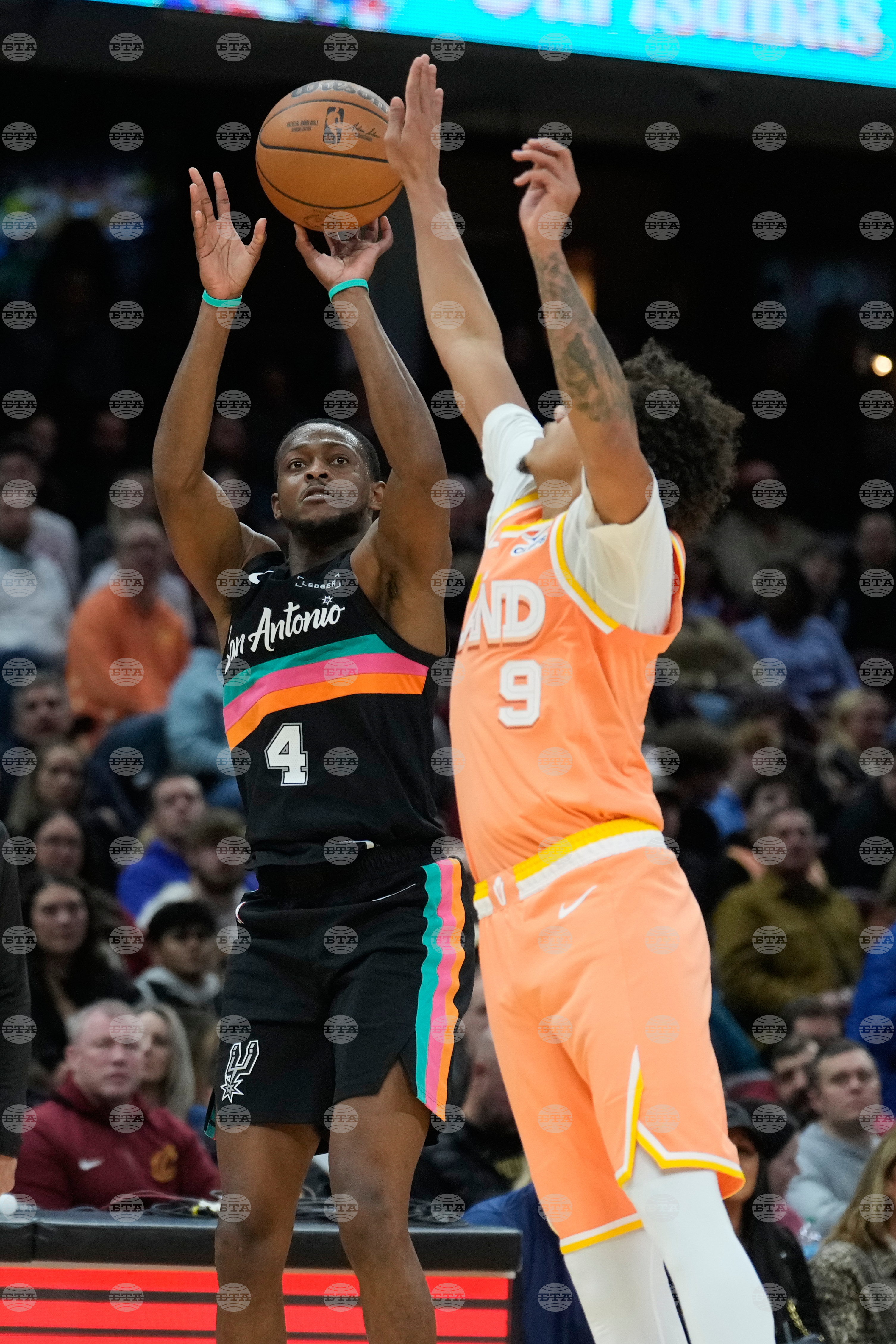 Spurs Cavaliers Basketball