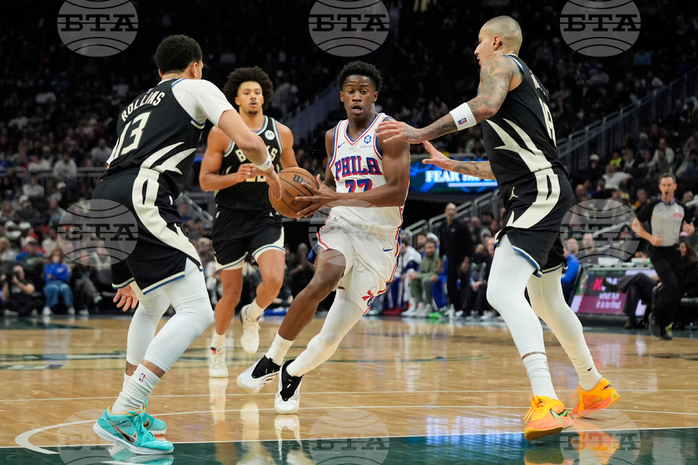 76ers Bucks Basketball