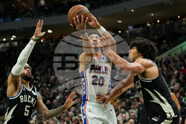 76ers Bucks Basketball