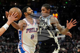 76ers Bucks Basketball