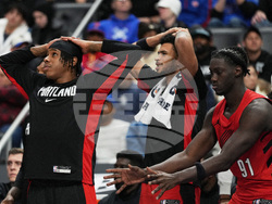 Trail Blazers Pistons Basketball