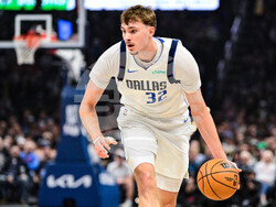 Mavericks Thunder Basketball