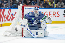 Mammoth Canucks Hockey