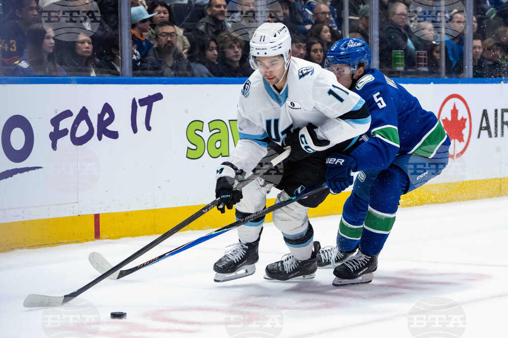 Mammoth Canucks Hockey