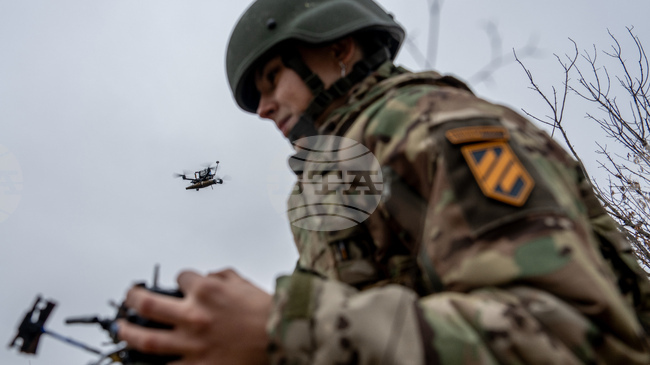 Зеленски призова за повече доставки за украинската противовъздушна отбрана, след като Русия атакува Украйна с повече от 300 дрона