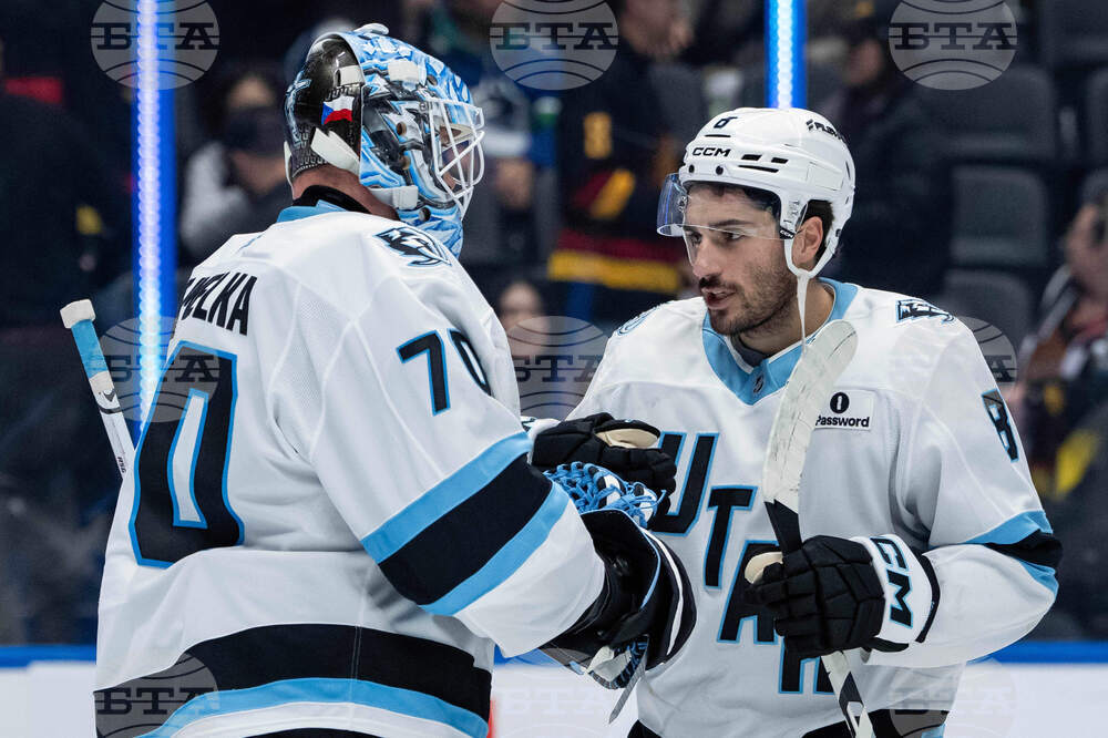 Mammoth Canucks Hockey