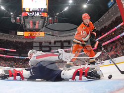 APTOPIX Capitals Ducks Hockey