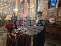 Петрич - храм „Успение Богородично“ - мощи