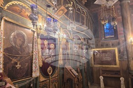 Петрич - храм „Успение Богородично“ - мощи